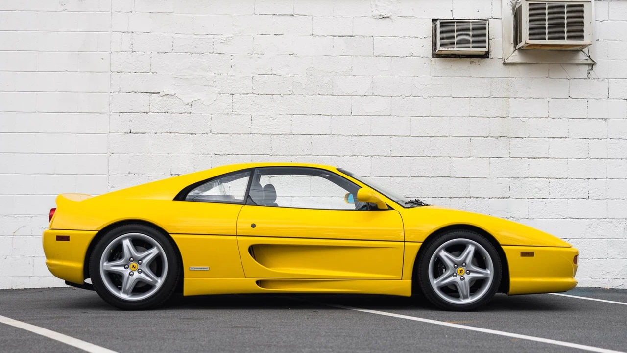 1995 Ferrari F355 Berlinetta - Image 20 of 31