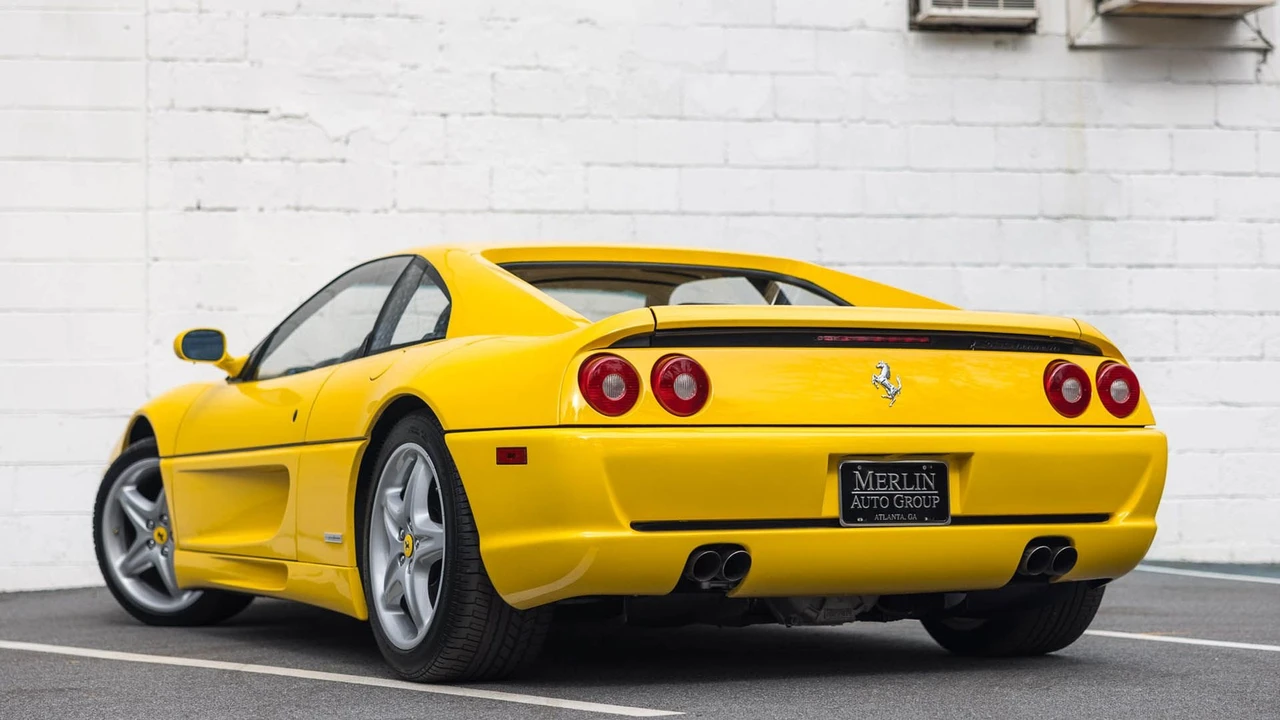 1995 Ferrari F355 Berlinetta - Image 25 of 31