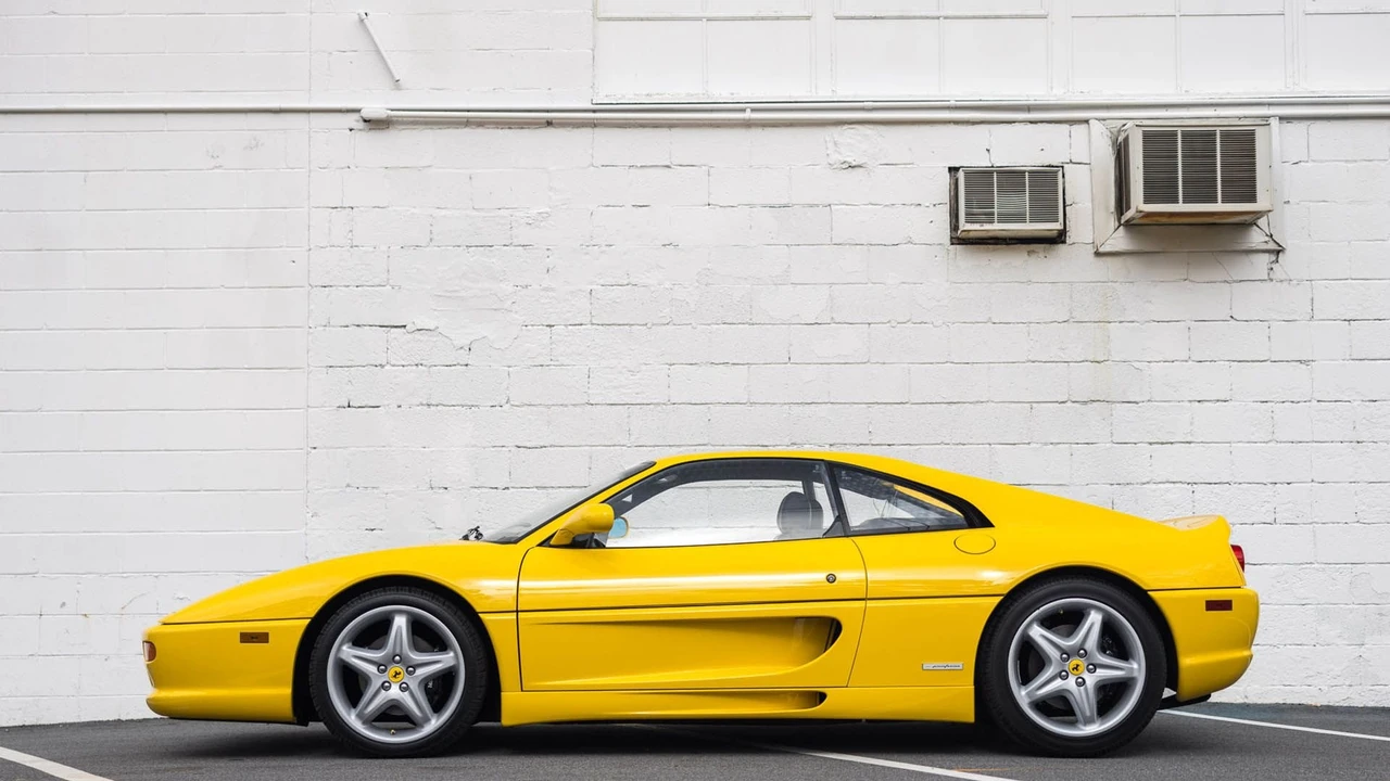 1995 Ferrari F355 Berlinetta - Image 18 of 31
