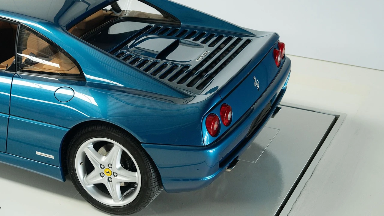 1995 Ferrari F355 Berlinetta - Image 30 of 31