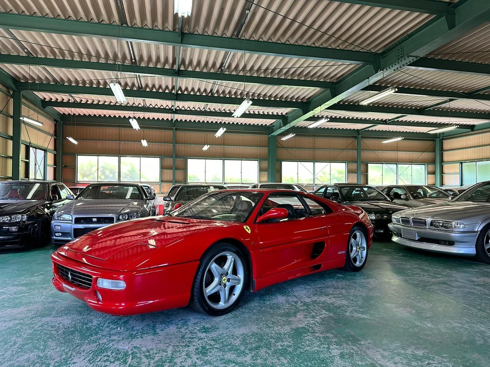 1995 Ferrari F355 GTS - Image 2 of 31