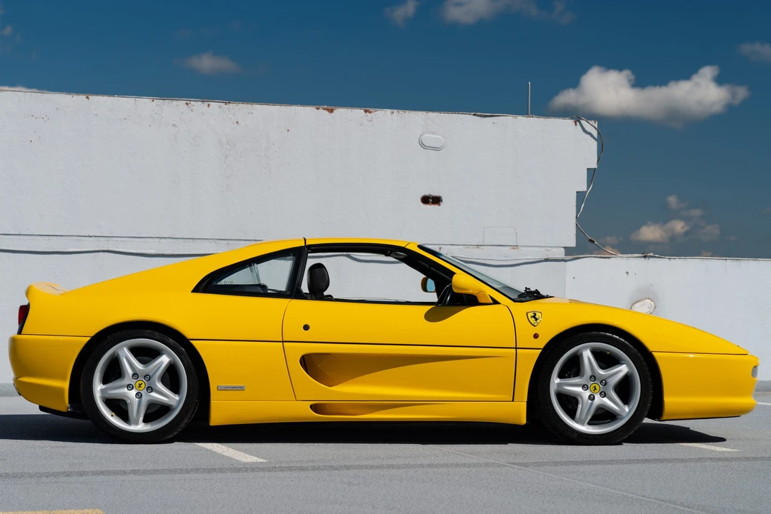 1995 Ferrari F355 GTS - Image 13 of 31