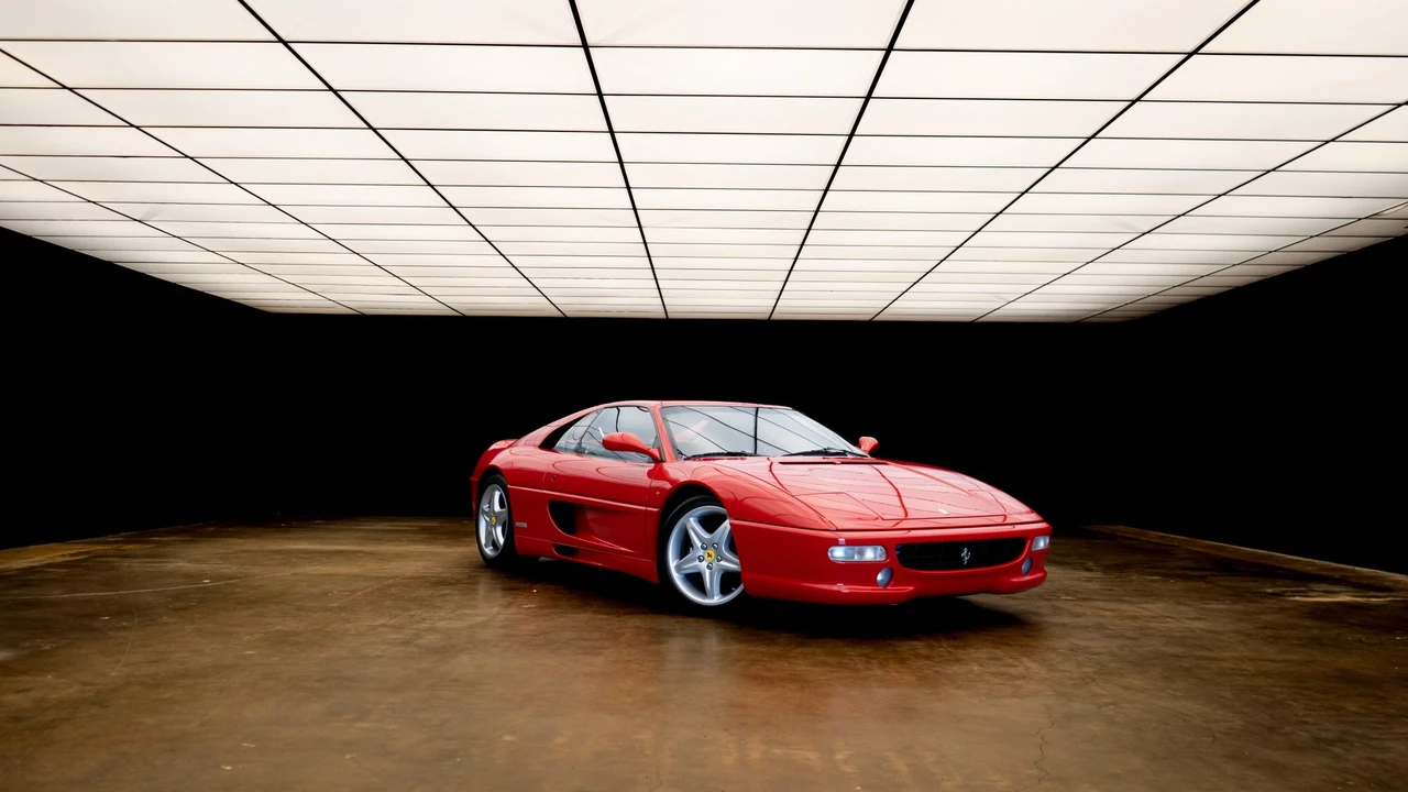 1995 Ferrari F355 GTS - Image 10 of 31