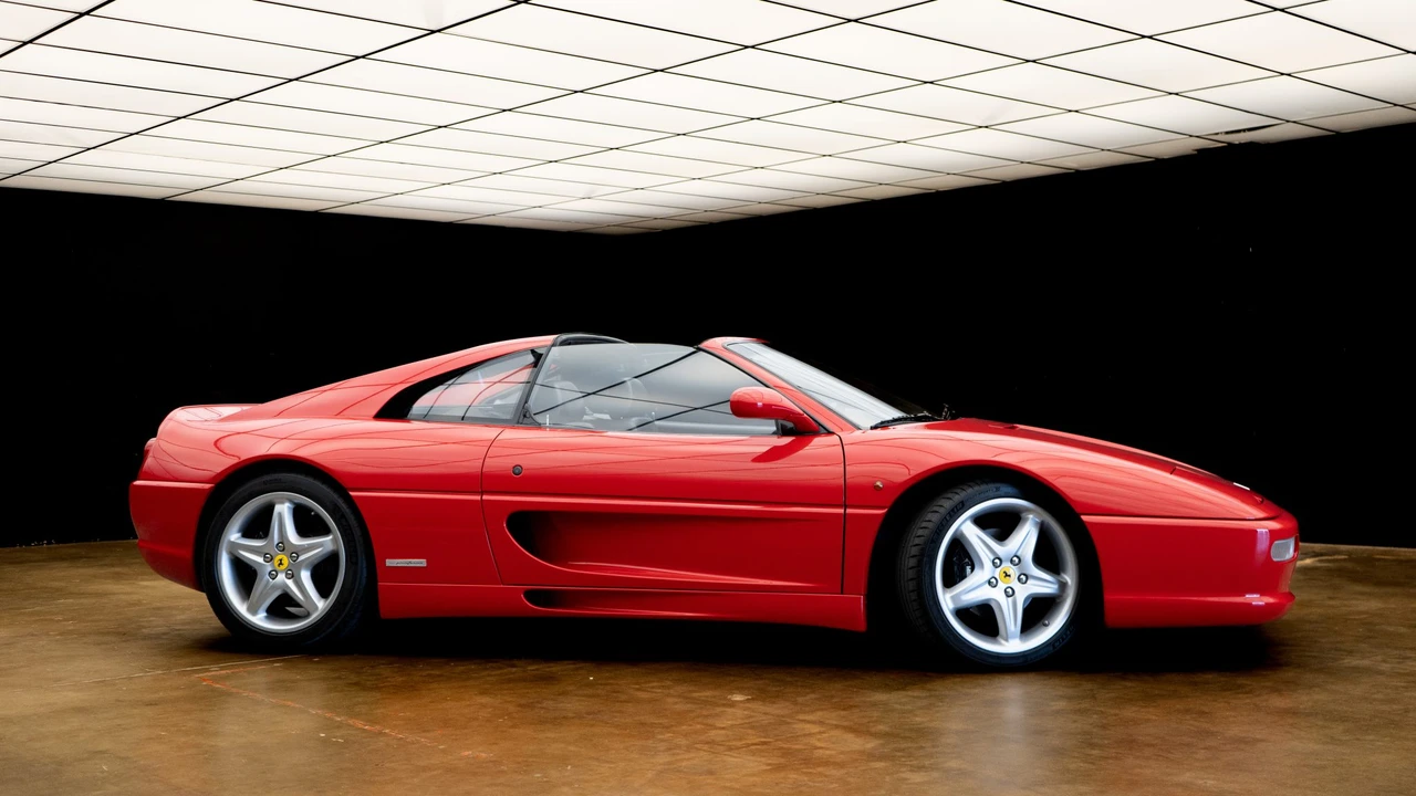 1995 Ferrari F355 GTS - Image 25 of 31