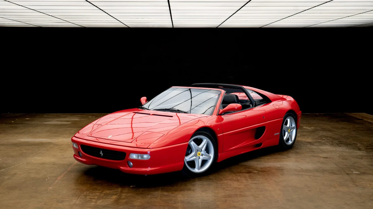 1995 Ferrari F355 GTS - Image 4 of 31