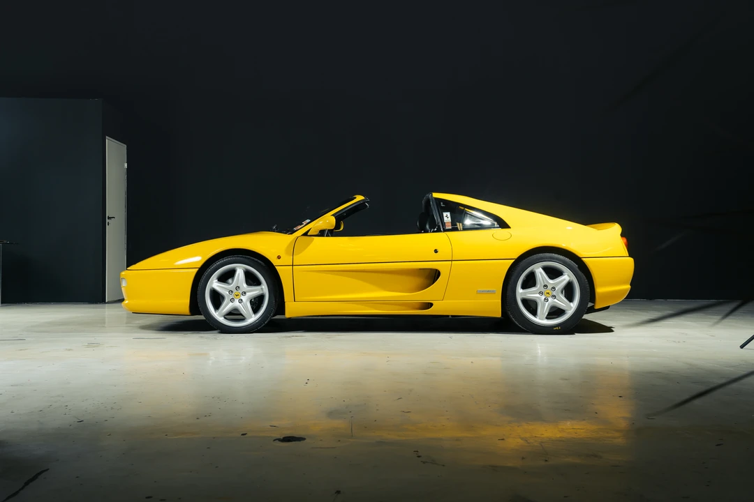 1995 Ferrari F355 GTS - Image 4 of 31