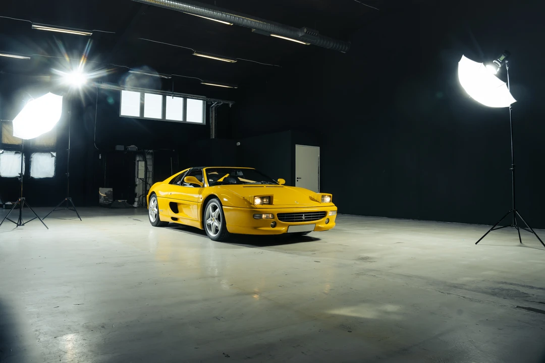 1995 Ferrari F355 GTS - Image 17 of 31