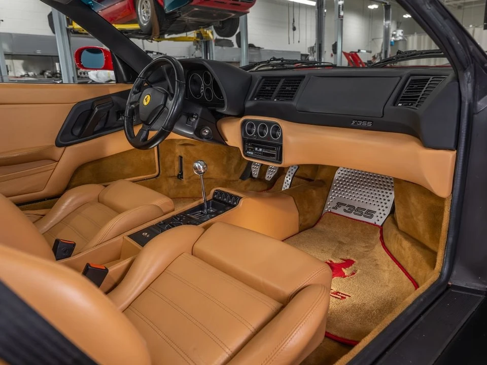 1995 Ferrari F355 GTS - Image 17 of 31