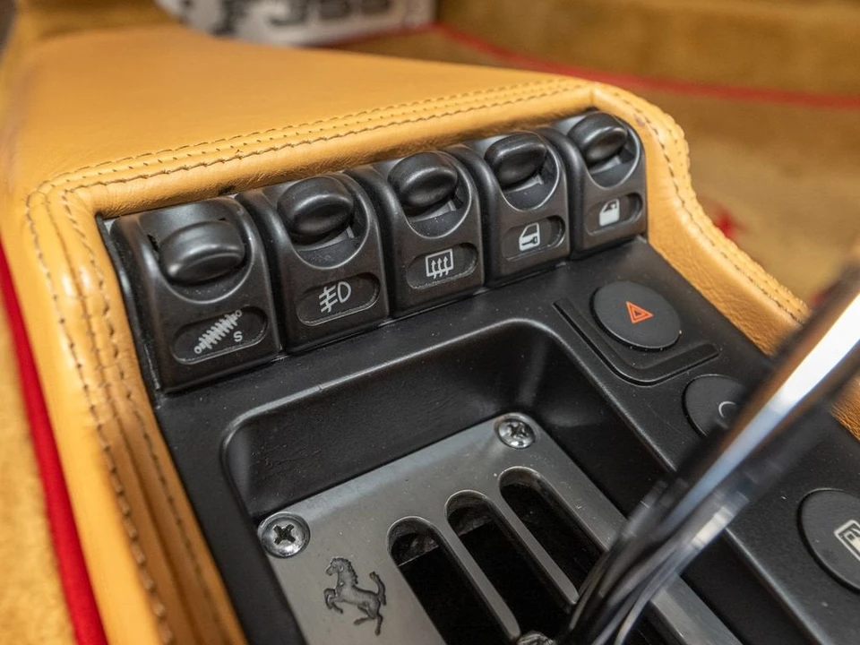 1995 Ferrari F355 GTS - Image 27 of 31