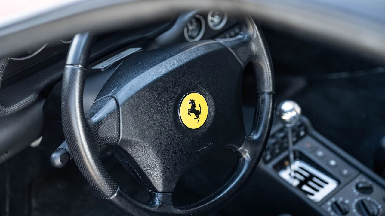 1995 Ferrari F355 GTS - Image 28 of 31