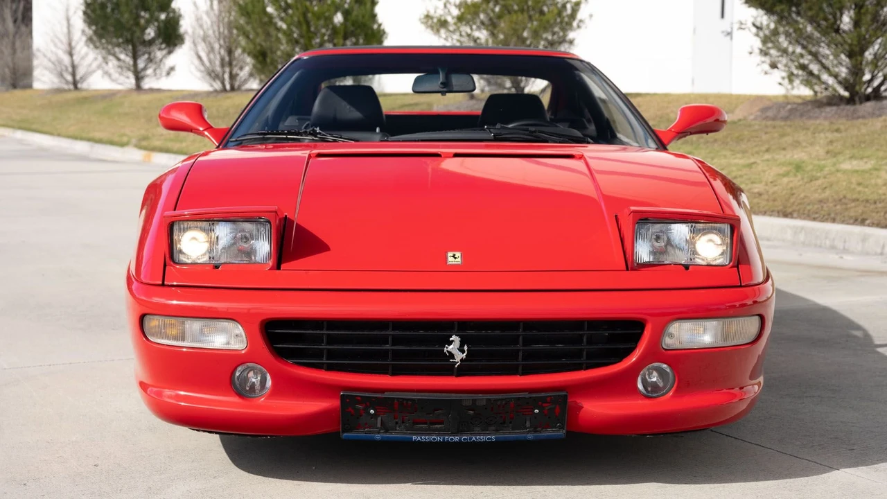 1995 Ferrari F355 GTS - Image 10 of 31