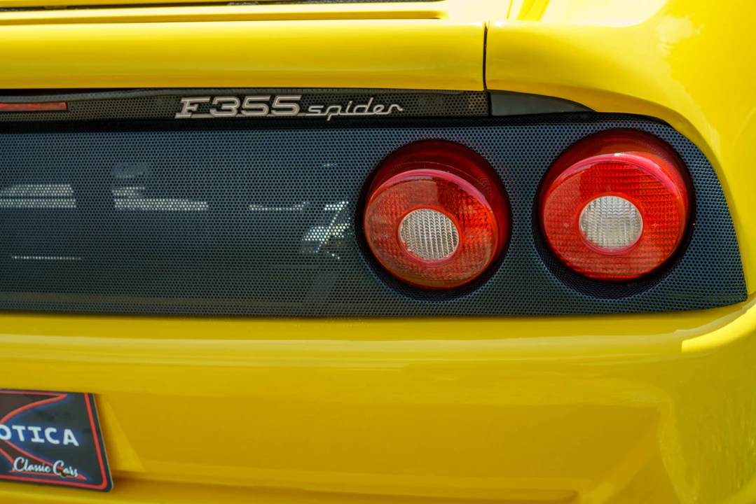 1995 Ferrari F355 Spider - Image 28 of 31