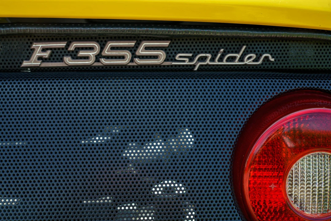 1995 Ferrari F355 Spider - Image 27 of 31