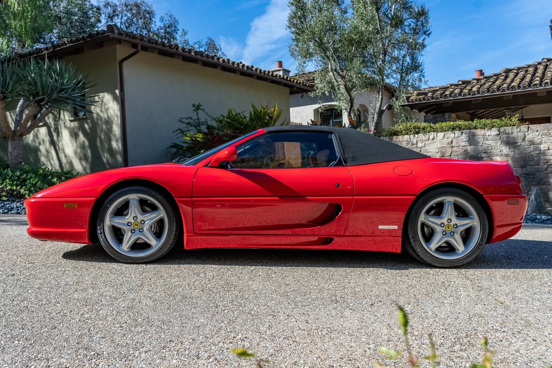 1995 Ferrari F355 Spider - Image 21 of 31