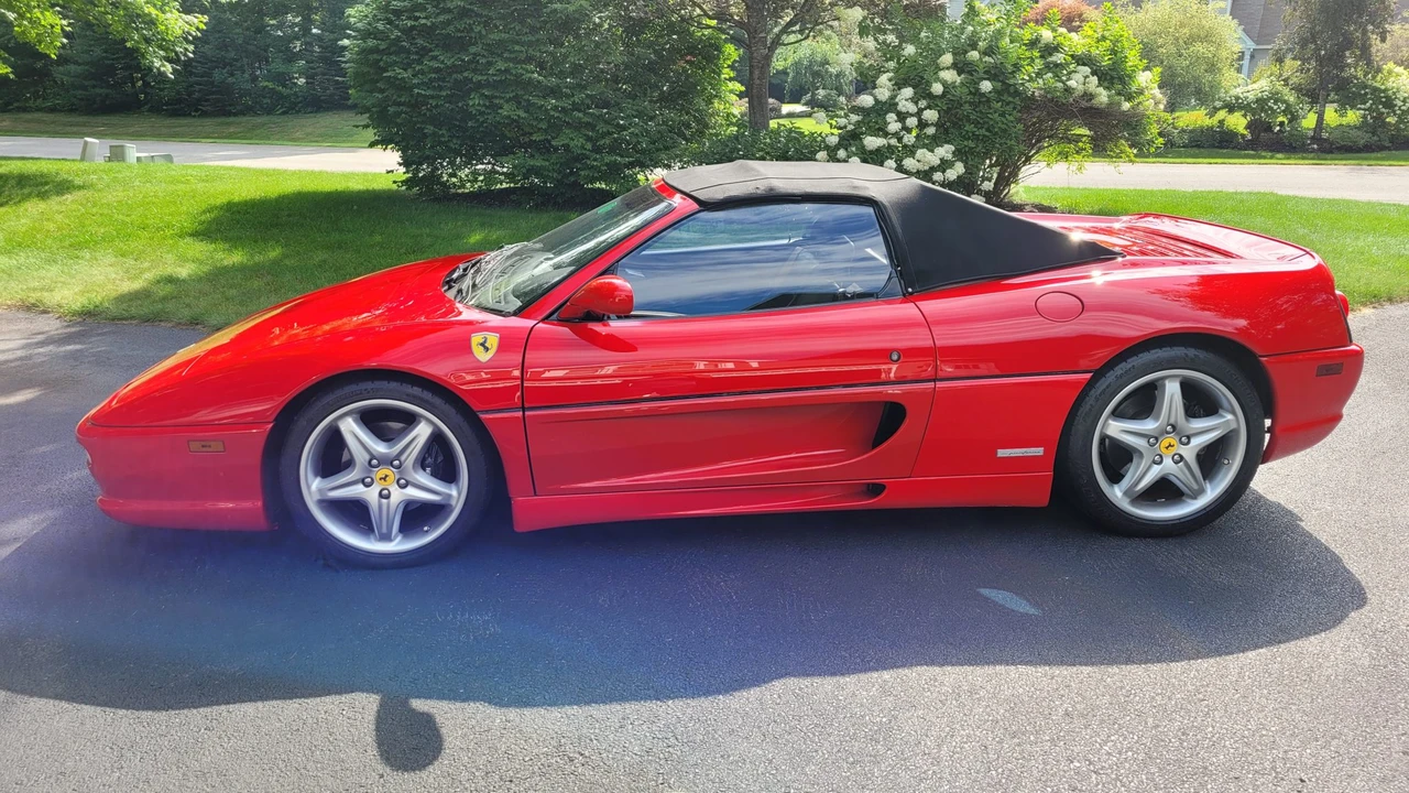 1995 Ferrari F355 Spider - Image 15 of 31