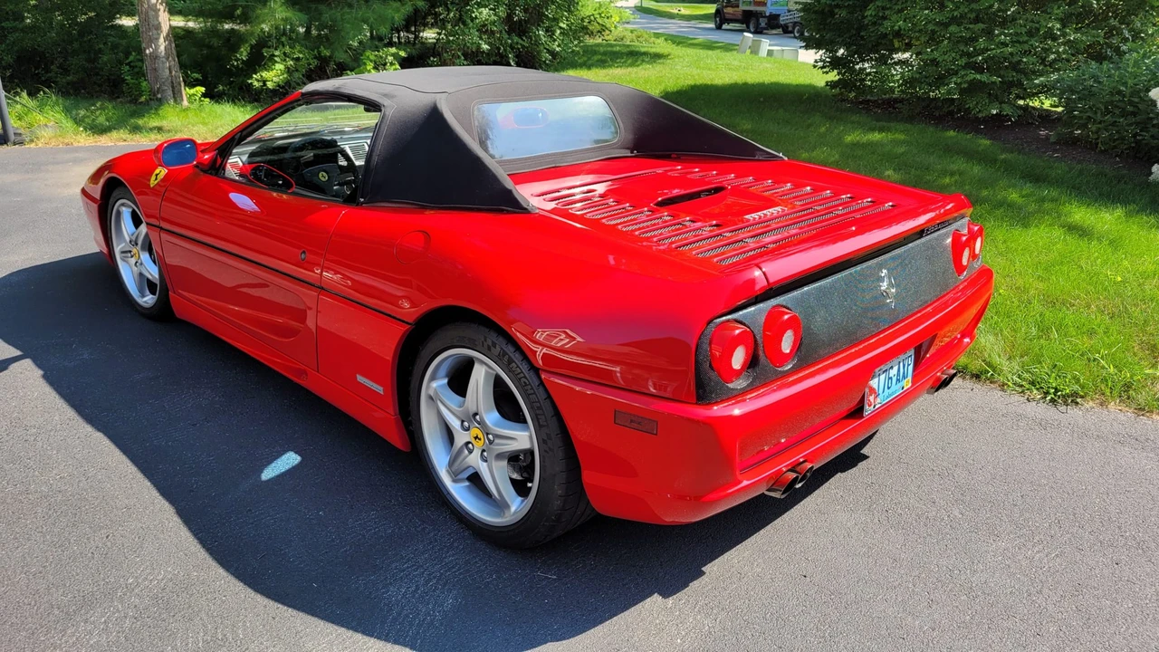 1995 Ferrari F355 Spider - Image 18 of 31