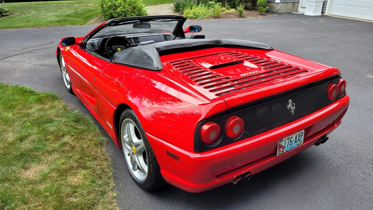 1995 Ferrari F355 Spider - Image 9 of 31