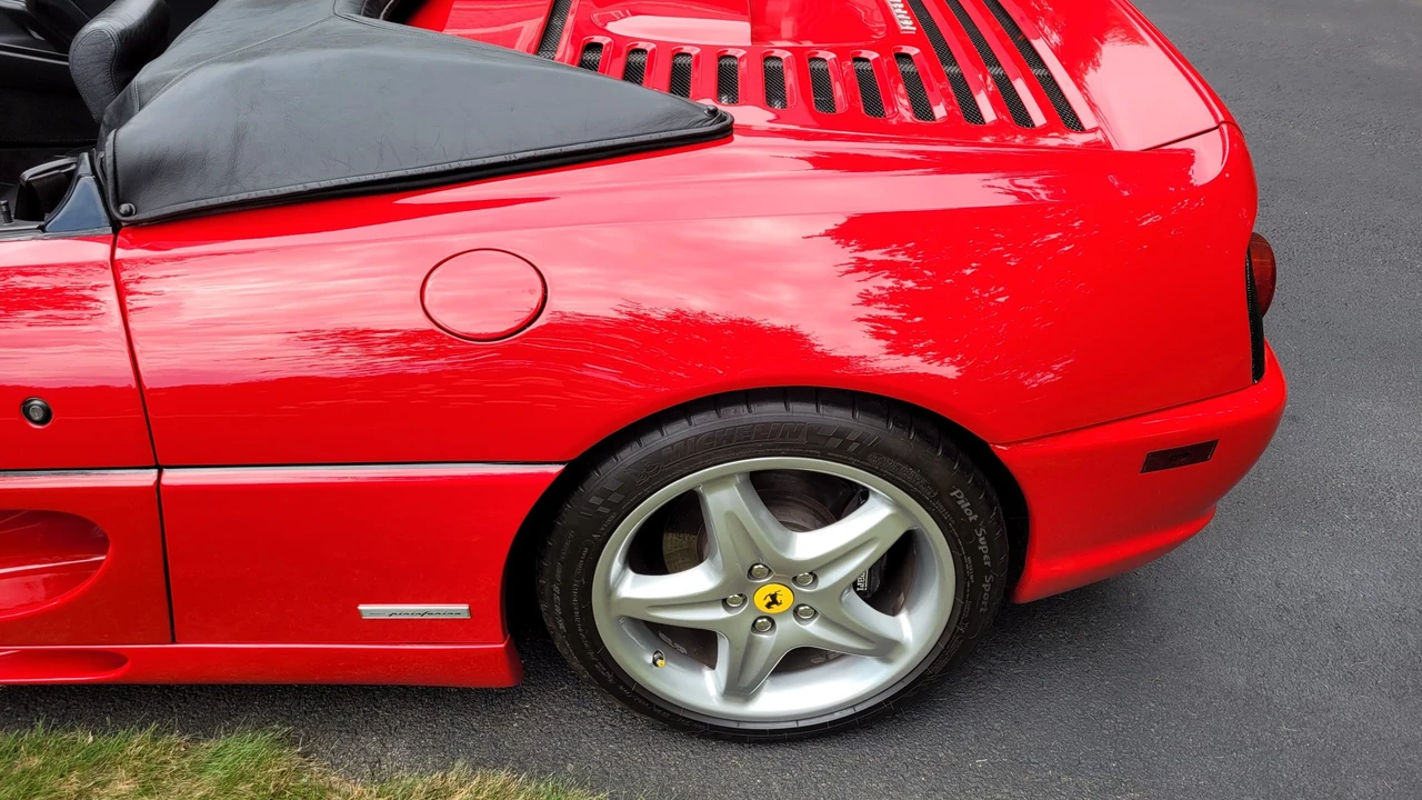 1995 Ferrari F355 Spider - Image 28 of 31