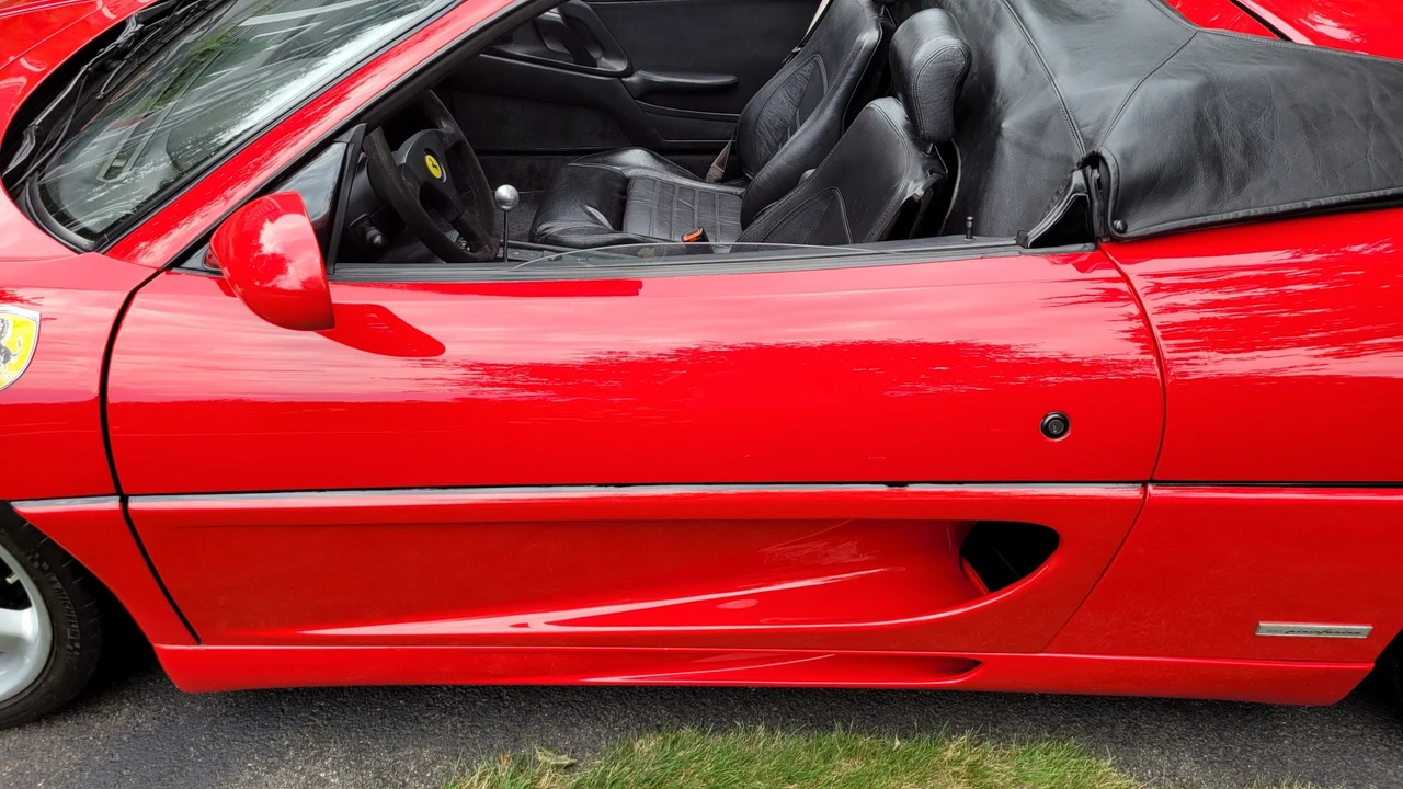 1995 Ferrari F355 Spider - Image 27 of 31