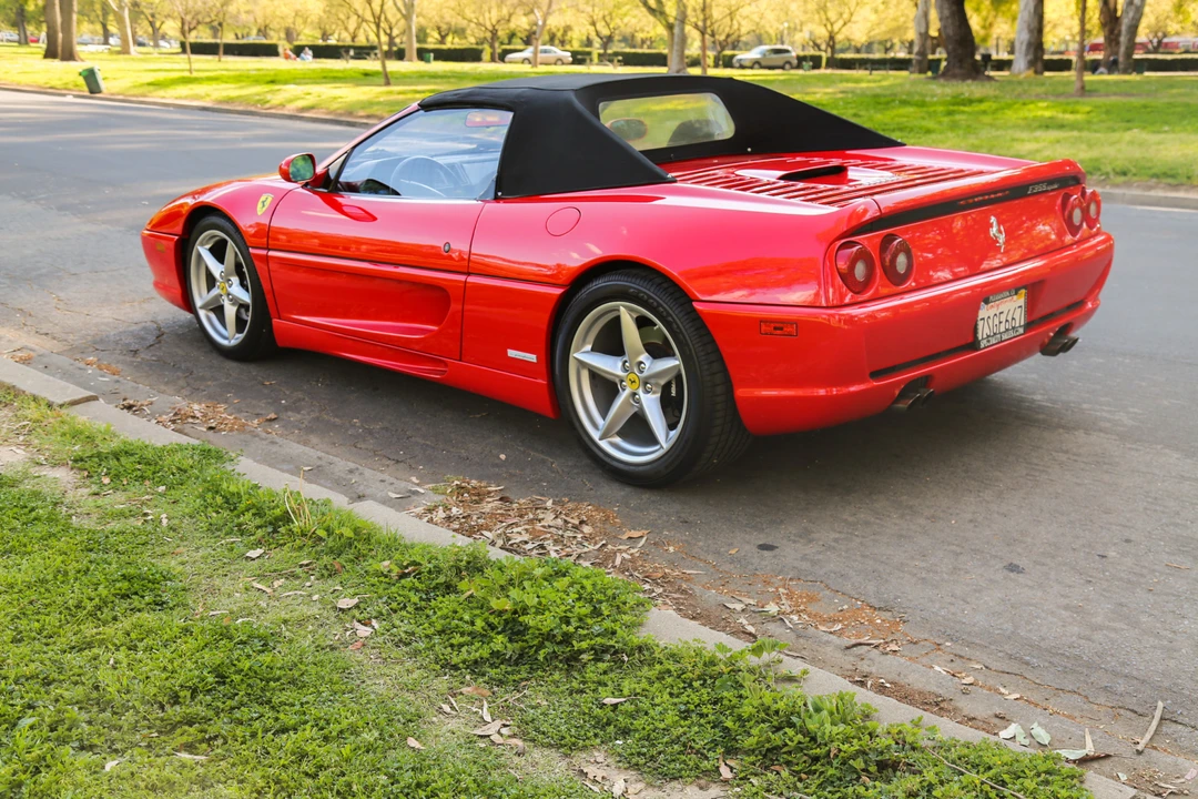 1995 Ferrari F355 Spider - Image 9 of 31