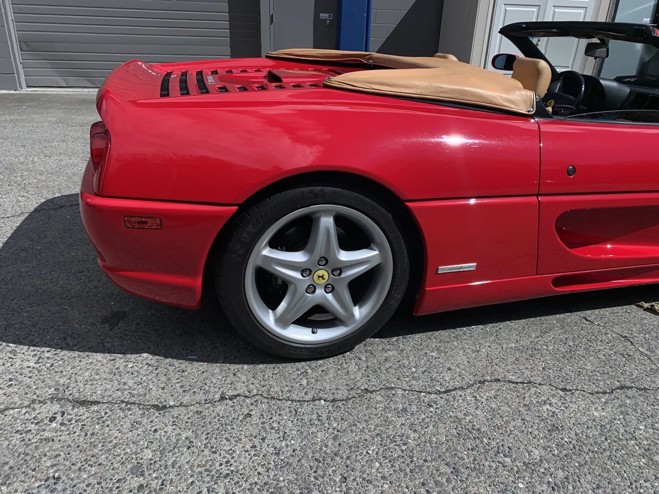 1995 Ferrari F355 Spider - Image 23 of 31