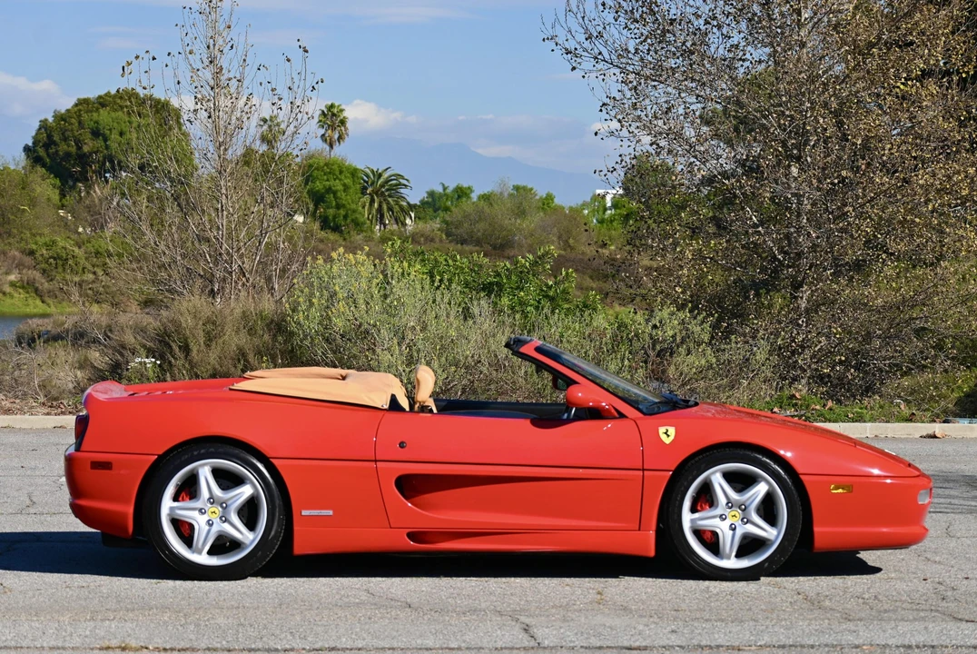 1995 Ferrari F355 Spider - Image 20 of 31