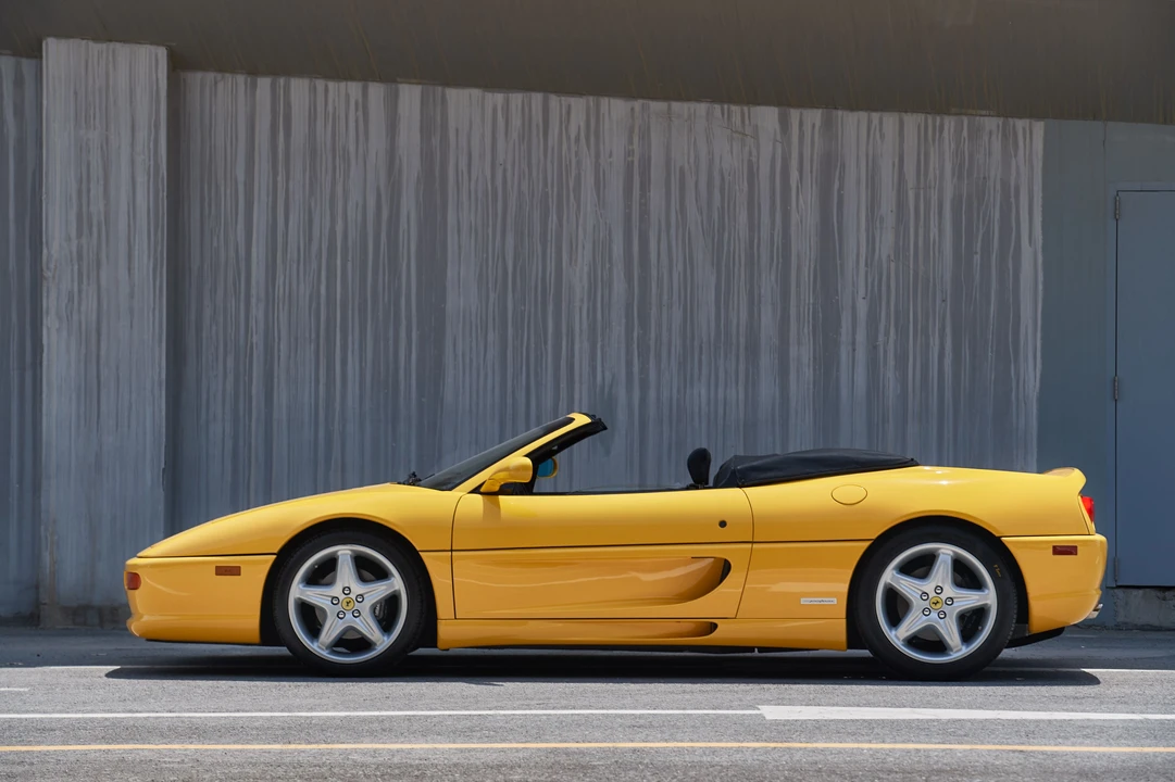 1995 Ferrari F355 Spider - Image 5 of 30