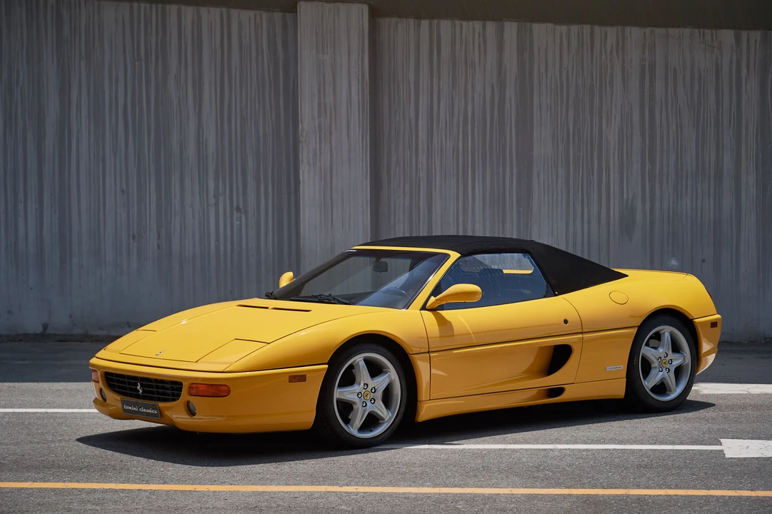 1995 Ferrari F355 Spider - Image 9 of 30