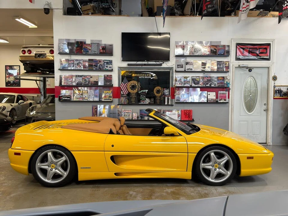 1995 Ferrari F355 Spider - Image 5 of 31