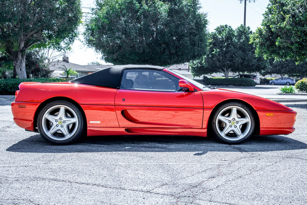 1995 Ferrari F355 Spider - Image 13 of 31