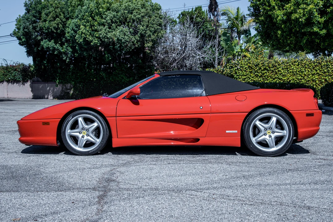 1995 Ferrari F355 Spider - Image 9 of 31