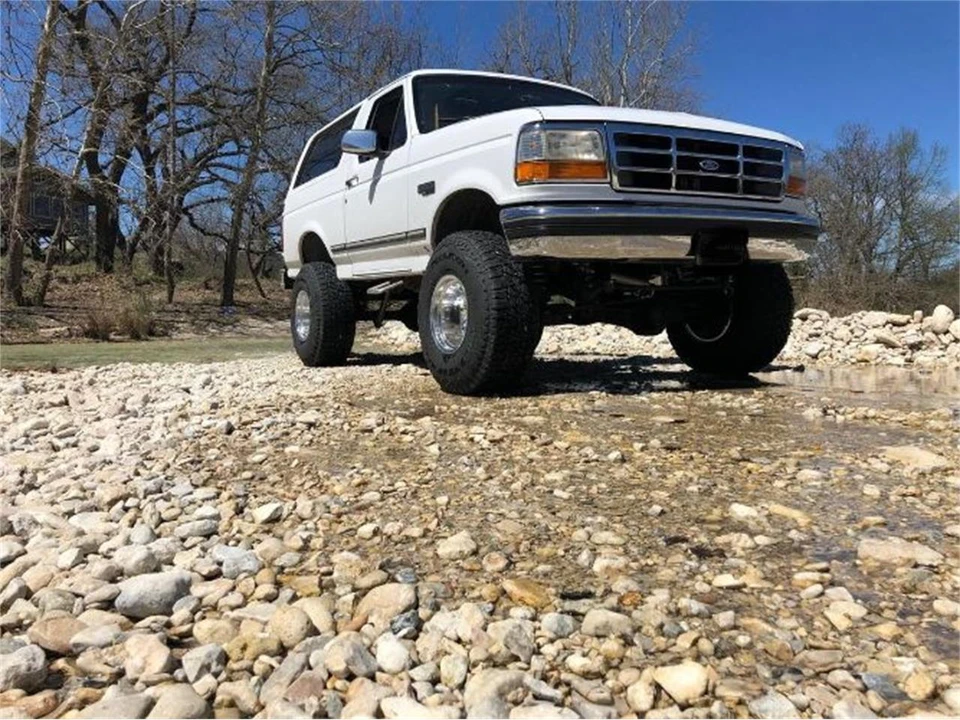 1995 Ford Bronco 5th Gen - Image 2 of 10