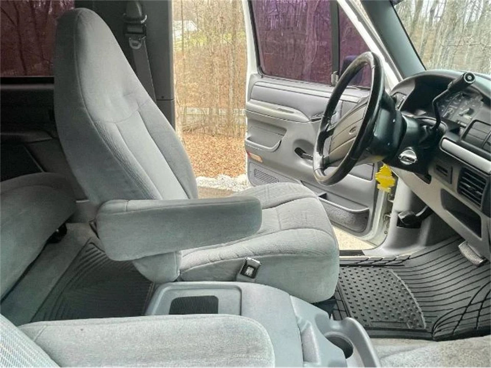1995 Ford Bronco 5th Gen - Image 11 of 24
