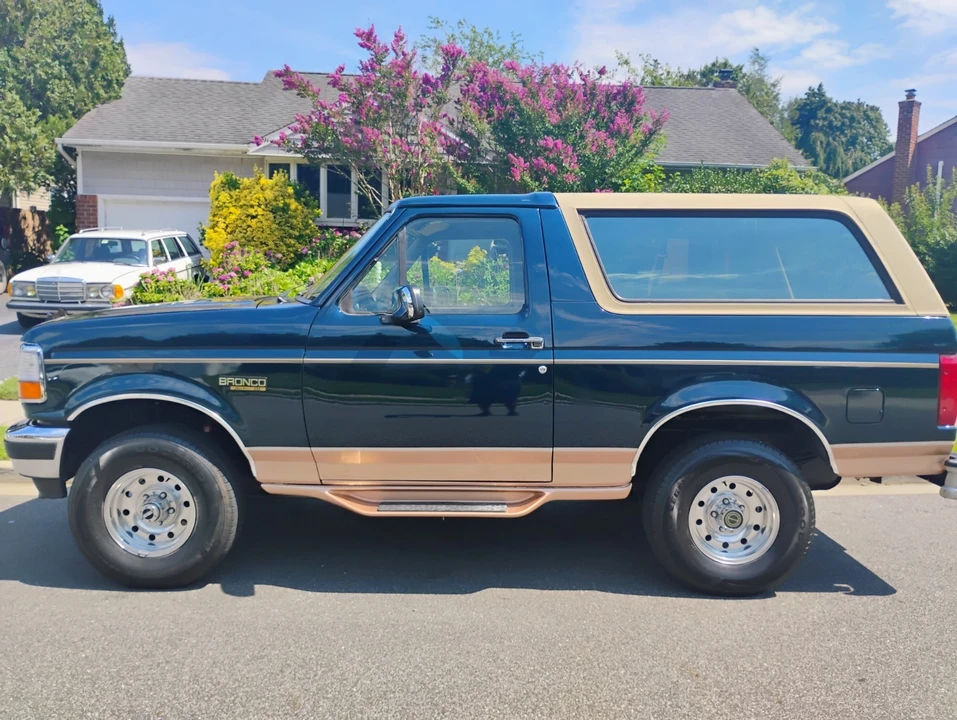 1995 Ford Bronco 5th Gen - Image 4 of 31