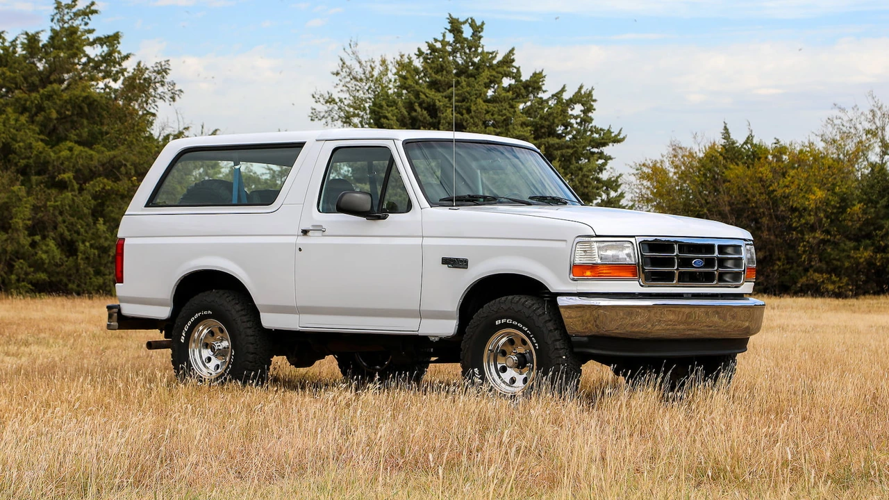 1995 Ford Bronco 5th Gen - Image 15 of 31