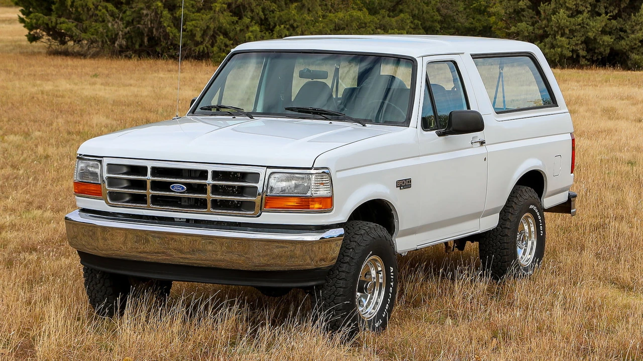 1995 Ford Bronco 5th Gen - Image 16 of 31