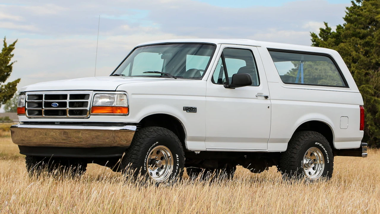 1995 Ford Bronco 5th Gen - Image 19 of 31
