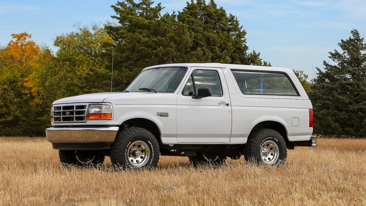 1995 Ford Bronco 5th Gen - Image 28 of 31
