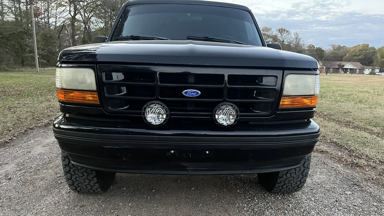 1995 Ford Bronco 5th Gen - Image 8 of 11