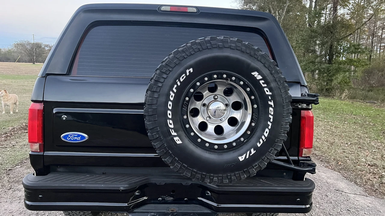 1995 Ford Bronco 5th Gen - Image 9 of 11