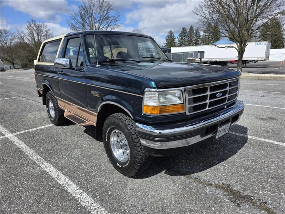 1995 Ford Bronco 5th Gen - Image 2 of 21