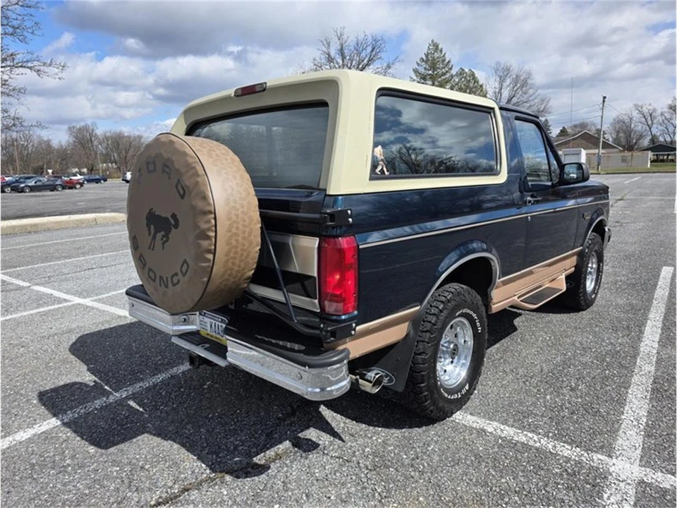 1995 Ford Bronco 5th Gen - Image 4 of 21