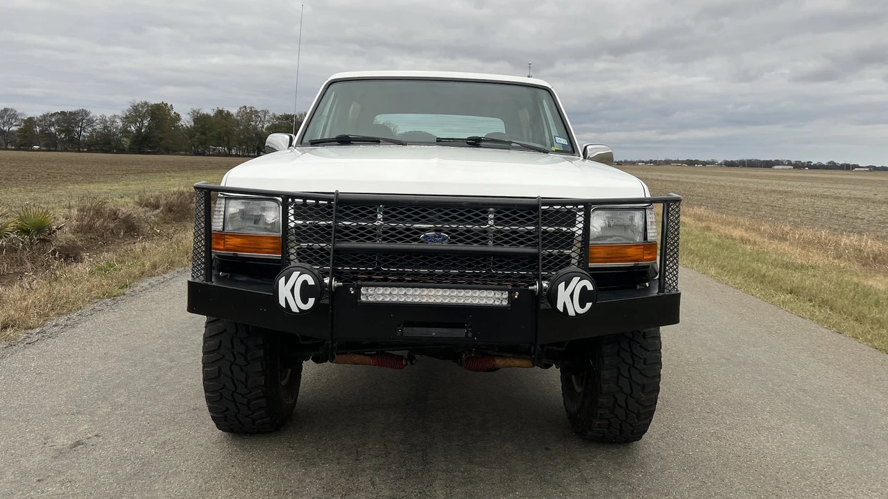 1995 Ford Bronco 5th Gen - Image 7 of 8