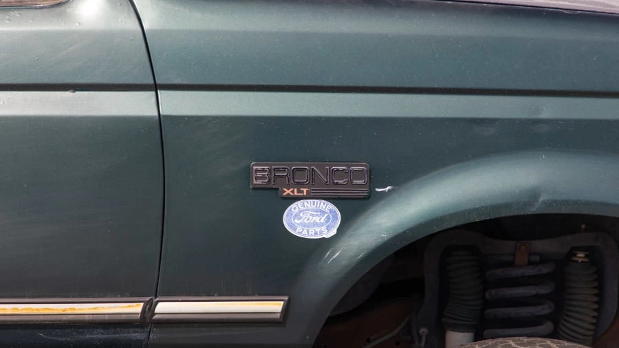 1995 Ford Bronco 5th Gen - Image 10 of 11
