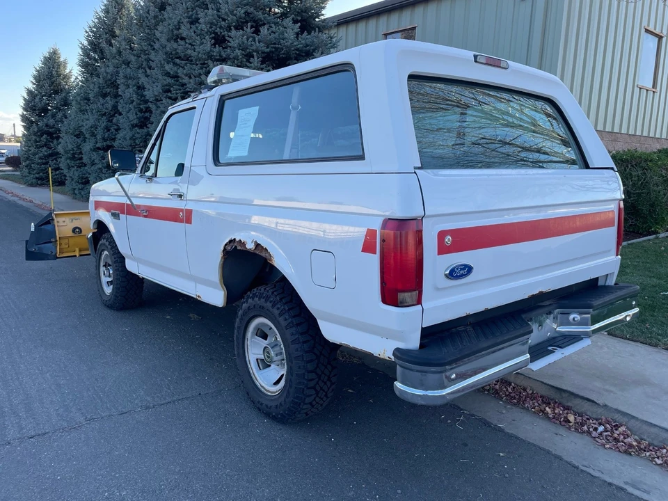 1995 Ford Bronco 5th Gen - Image 3 of 21