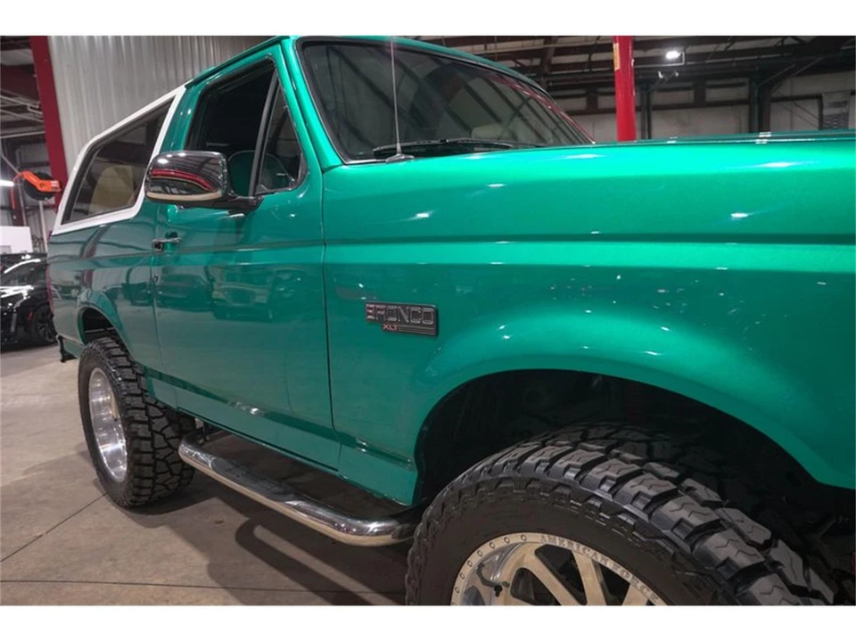1995 Ford Bronco 5th Gen - Image 28 of 31