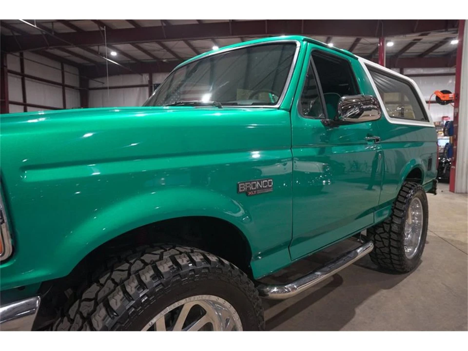 1995 Ford Bronco 5th Gen - Image 29 of 31