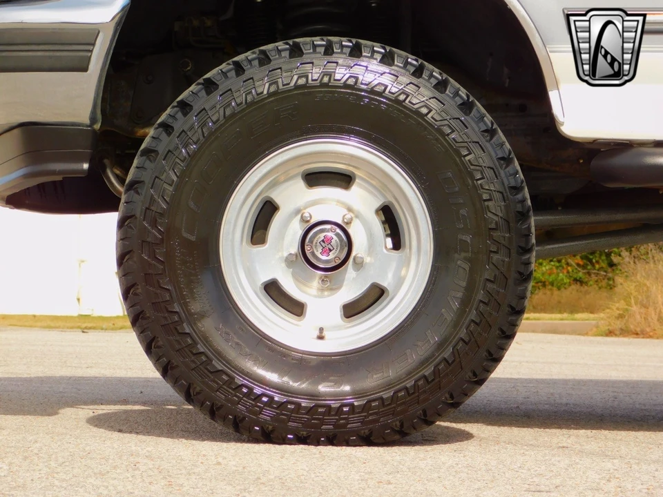 1995 Ford Bronco 5th Gen - Image 13 of 21