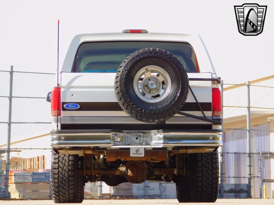 1995 Ford Bronco 5th Gen - Image 8 of 21