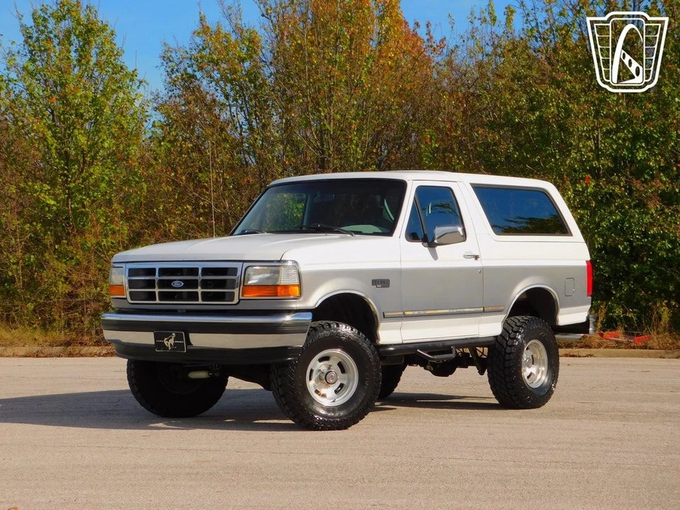 1995 Ford Bronco 5th Gen - Image 3 of 12